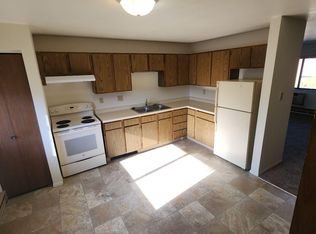 1113 12th St #2, Baraboo, WI 53913