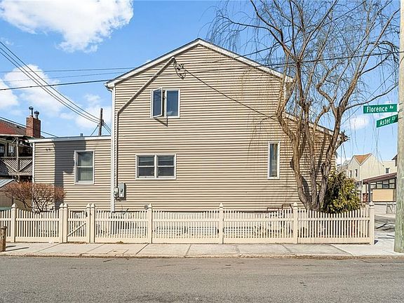 3rd image of 1 Aster Ct
