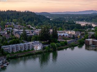 151 3rd St, Lake Oswego, OR 97034