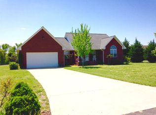 53 Hillcrest Dr, Rainsville, AL 35986