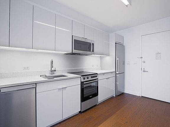 4th image of 400 W 113th St APT 518