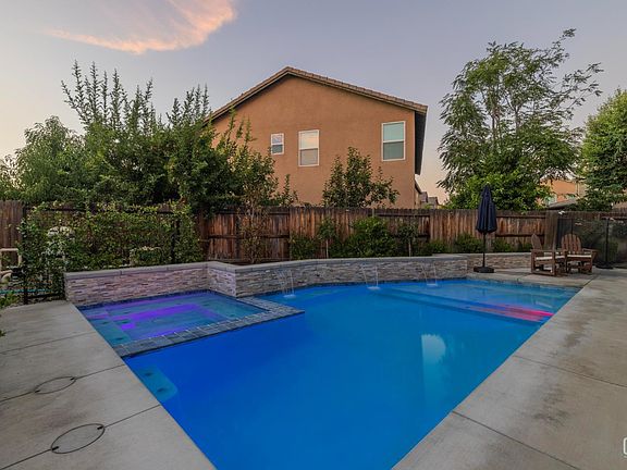 4th image of 1408 Waterfall Ln