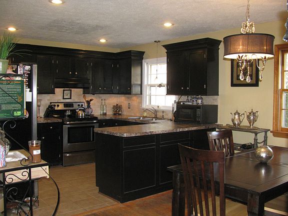 2nd image of 105 Westburg Dr