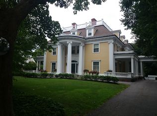 300 Kent St APT 2, Brookline, MA 02446