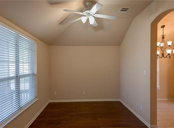 5th image of 104 Trailridge Dr