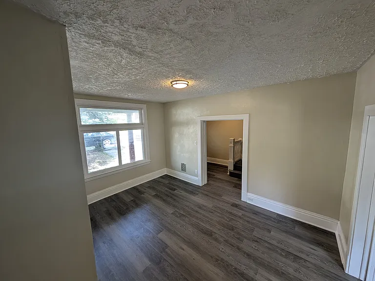 128 Charles St — Photo 17