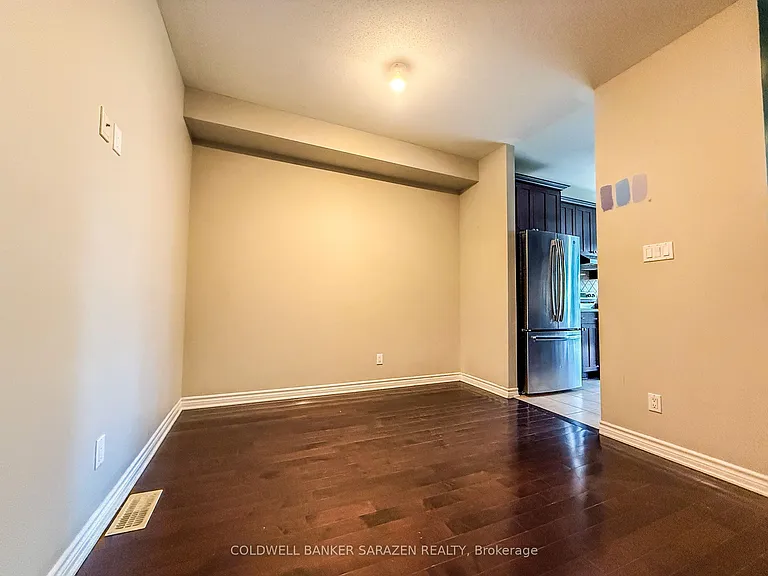 92 Selhurst Ave — Photo 9