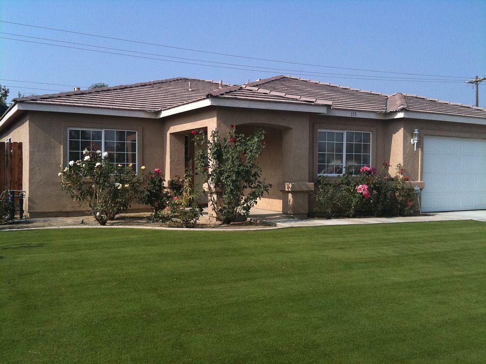 2nd image of 115 Calle Avenida