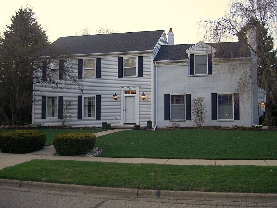 1st image of 1047 Pebblebrook Ln