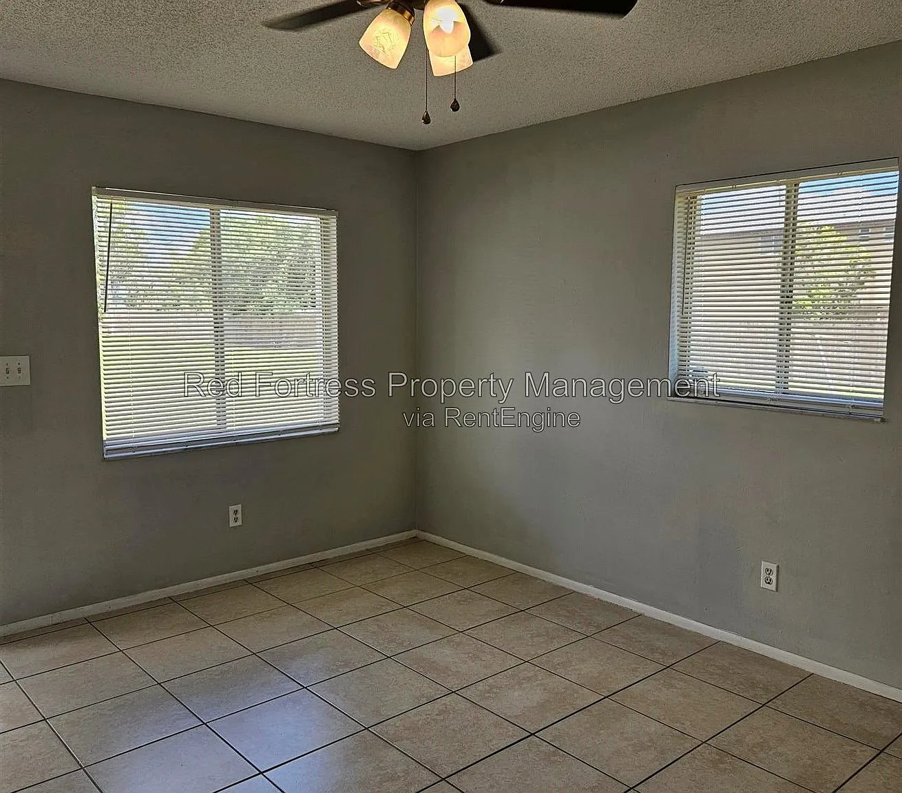 2 bed, 1.0 bath, 756 sqft, $1,200 — Photo 4