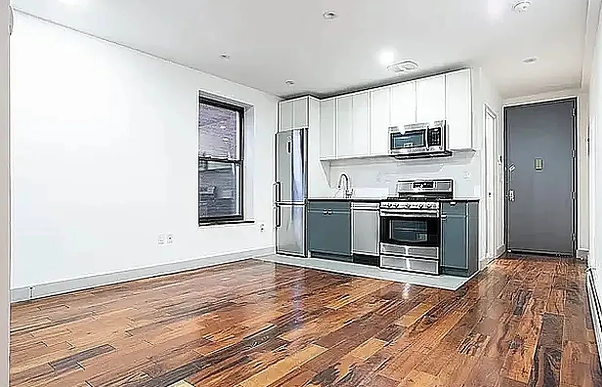130 East 59th Street — Photo 1