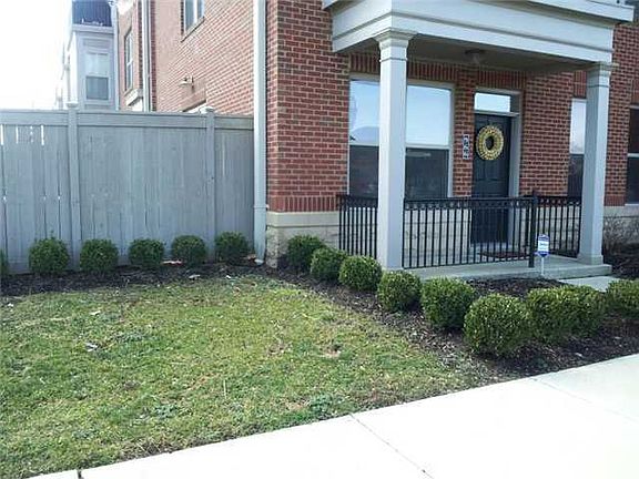 2nd image of 966 Perry St #10B