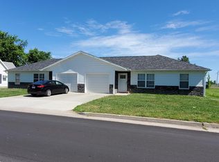 405 W Martin St #2, Cairo, MO 65239