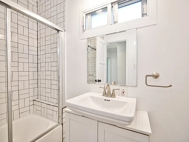 6153 Clybourn Ave #6153 — Photo 15