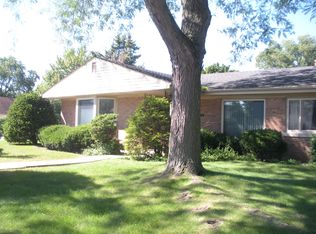 8300 Lockwood Ave, Skokie, IL 60077