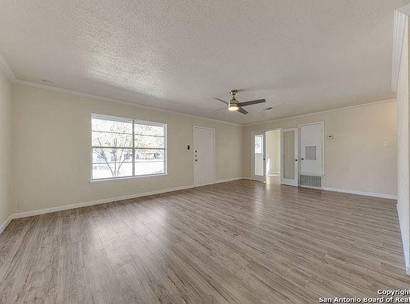 2nd image of 852 Boulder Dr