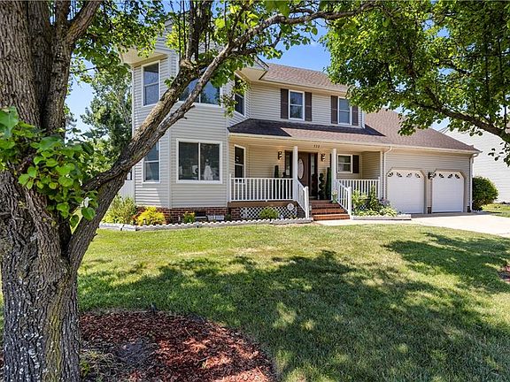 2nd image of 332 Knells Ridge Dr