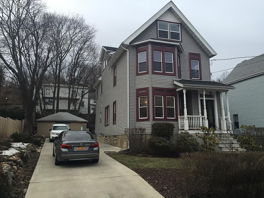 1st image of 164 Saint Pauls Ave