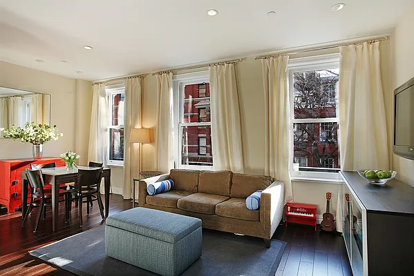 Sold by Corcoran | media 14