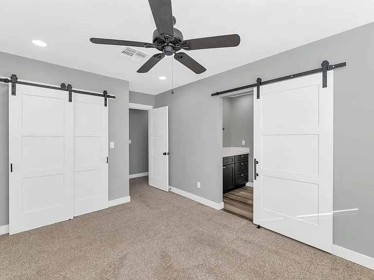 2509 E Broadway Rd #4 — Photo 17