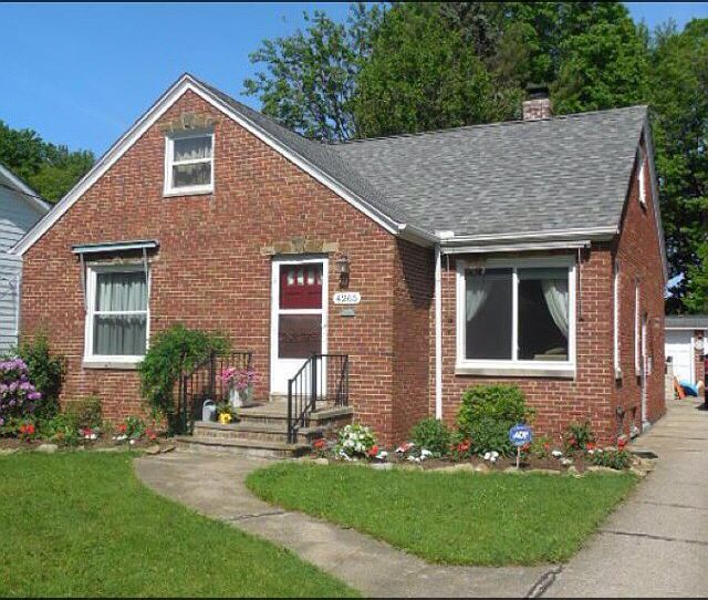 1st image of 4265 W 229th St