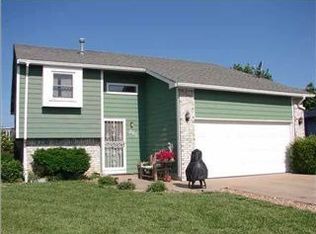 205 N Heather Ln, Maize, KS 67101