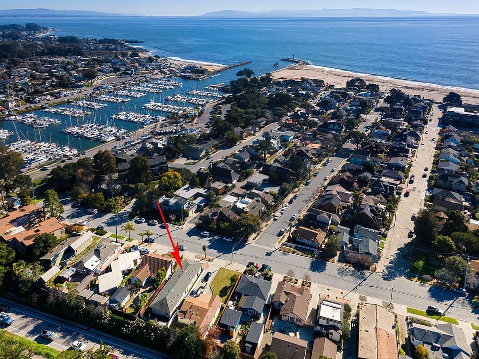 151 Marine Parade Santa Cruz CA 95062 Zillow