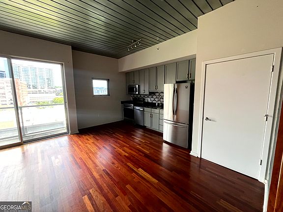 4th image of 620 Glen Iris Dr NE Unit 509