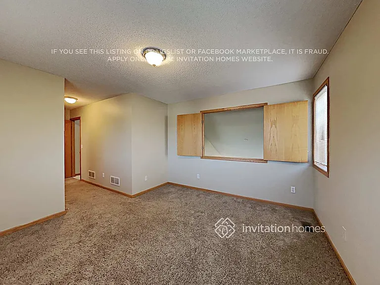 11398 16th Pl NE — Photo 11
