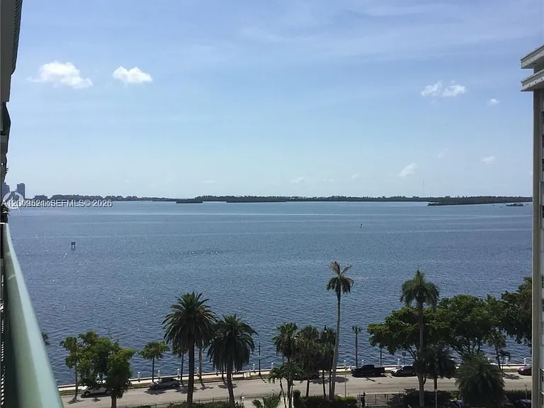 1408 Brickell Bay Dr #1002 — Photo 6