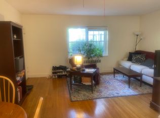 11 Charlesbank Rd APT 1, Newton, MA 02458