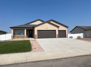2037 Kingbird Ct, Pueblo, CO 81008