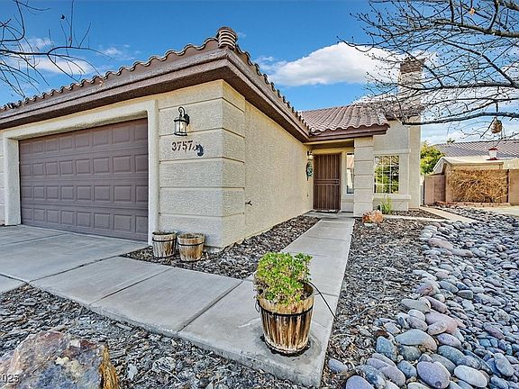 2nd image of 3757 Grand Viewpoint Ct