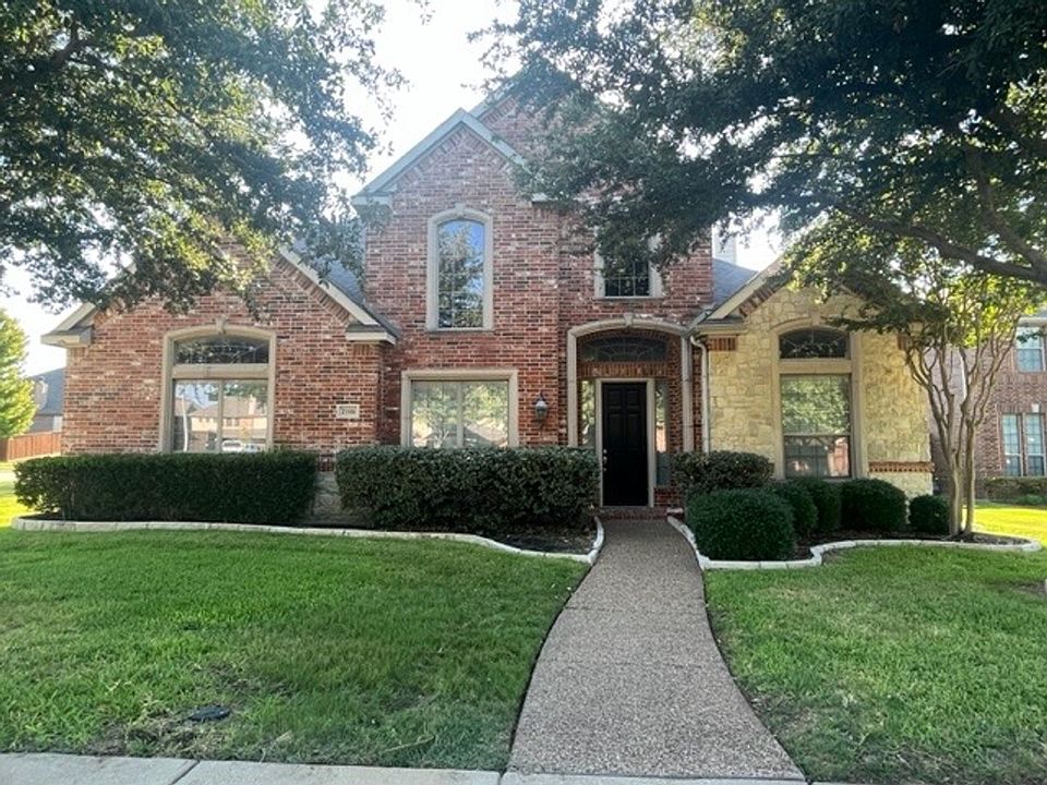 1st image of 2106 Creekvista Dr