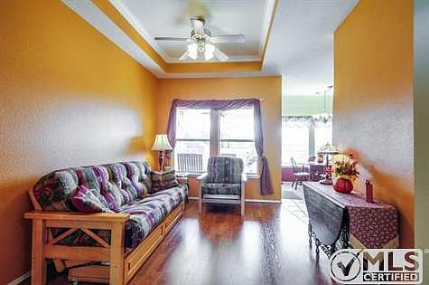 2nd image of 216 Country Meadow Ct