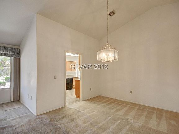 4th image of 2608 Desert Glen Dr