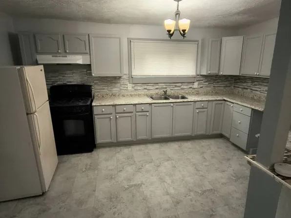 1127 Montrose Ave, Toledo, OH 43607