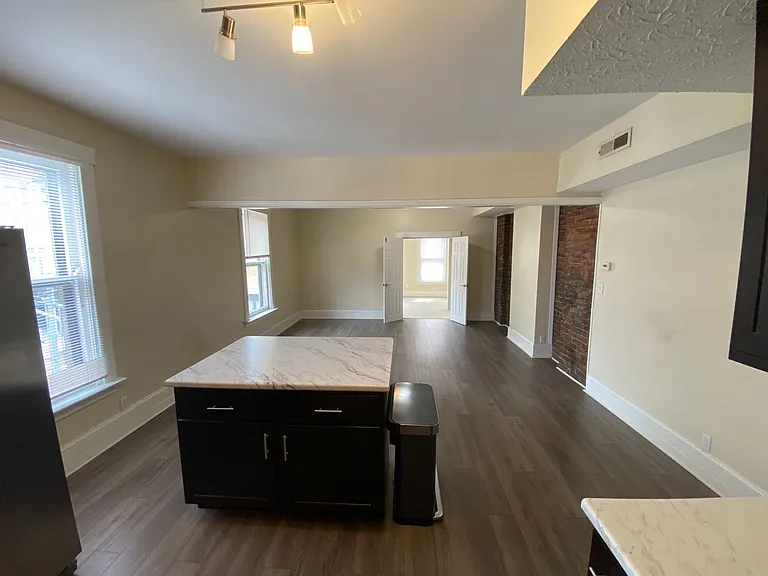 701 Madison Ave — Photo 6