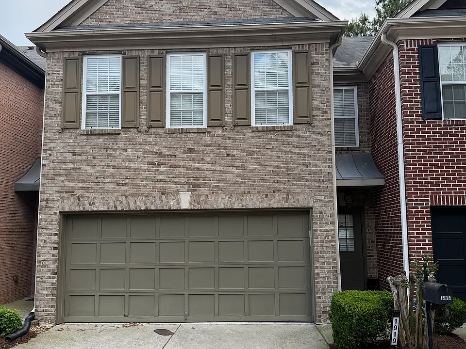 1919 Harrison Park Dr