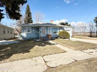 101 12th Ave, Langdon, ND 58249