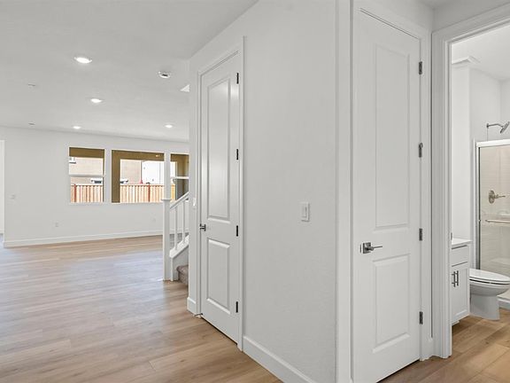 4th image of 2527 Hamilton Drive