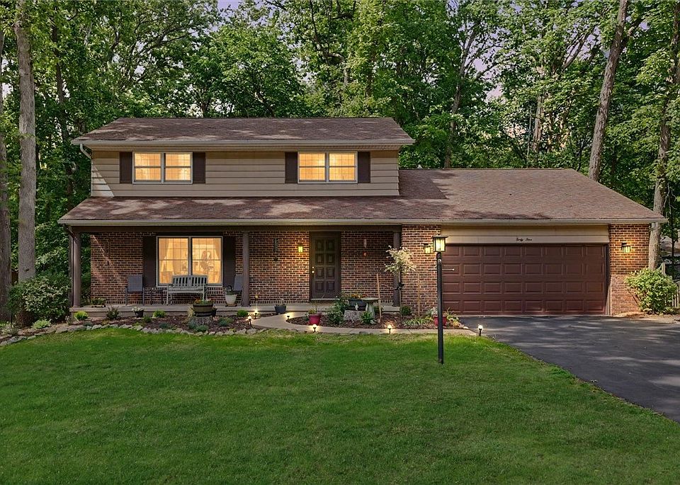1st image of 44 Shorewood Dr S