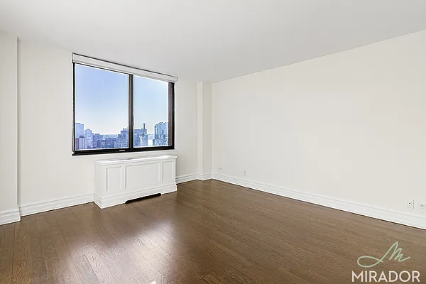 Rented by Mirador Real Estate | media 13