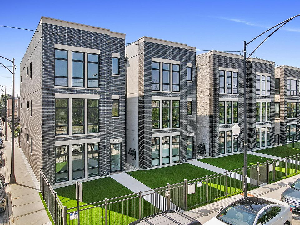 1st image of 2529 W Congress Pkwy #3