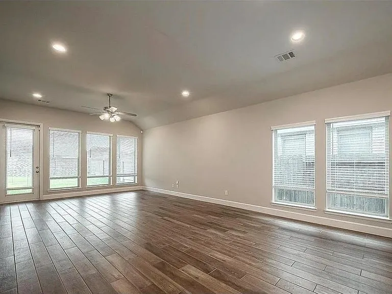 18903 Brego Ln — Photo 4