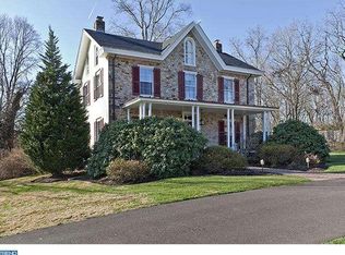 19 Reeder Rd, New Hope, PA 18938
