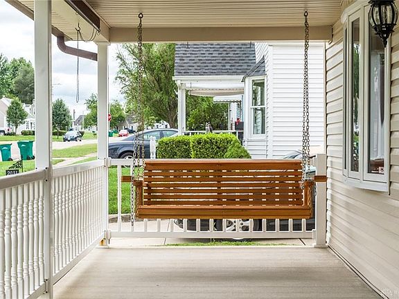 4th image of 2027 W Bataan Dr