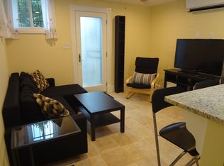 808 9th St NE #B, Washington, DC 20002