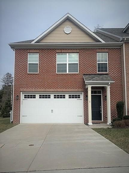 1st image of 1 Chestnut Woods Dr