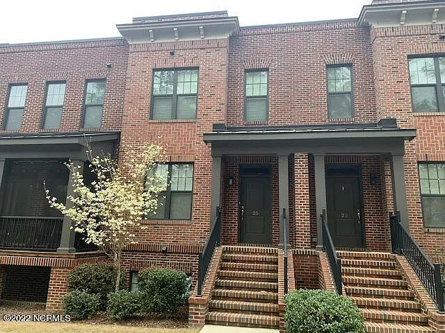 25 Brownstone Ln — Photo 1